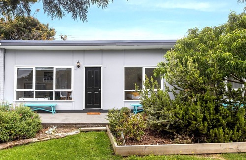 Capel Sound Apartment | Rosebud Beachfront Haven Coastal Bliss Five