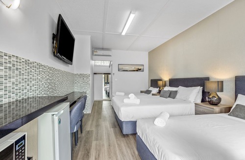 Tootgarook Hotel | Rosebud Motel