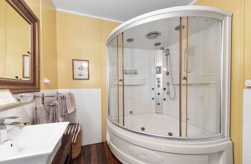 Cooran Cottage | Rosecliffe Tree Tops Cooran