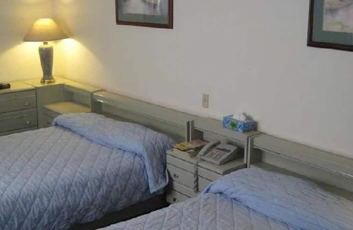 Stratford Hotel | Rosecourt Motel