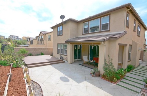 Azusa House | Rosedale Azusa