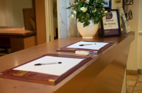 Burghfield Hotel | Roselawn Hotel