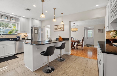 South Sarasota House | Roselawn St | Private Pool, Covered Patio + Fire Pit!