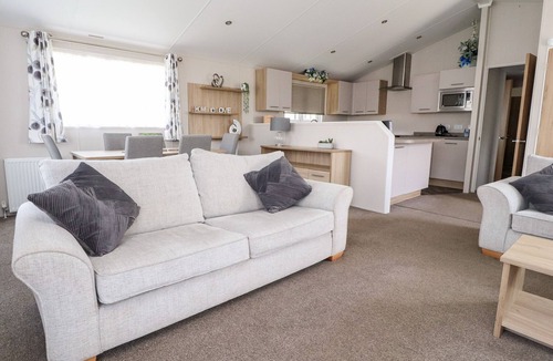 Morecambe Cottage | Rosella 38