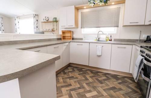 Morecambe Cottage | Rosella 38