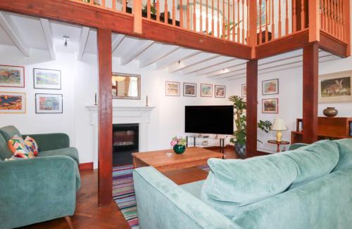 Crantock House | Rosemaddon