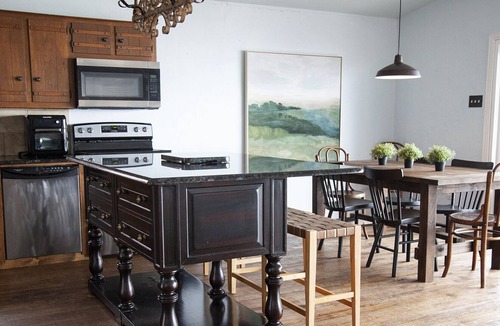 Mabank Cottage | Rosemary Cottage on Open Water + Sunset Getaway