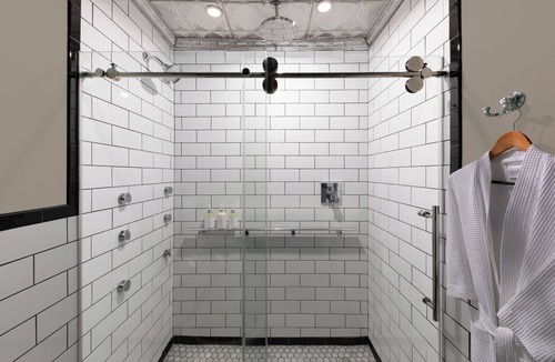 Utica Bed & Breakfast | Rosemont Inn Bed & Breakfast