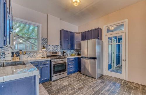 Florence House | Rosemont