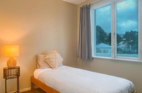 Wellington House | Roseneath Sea-view Haven Wellington