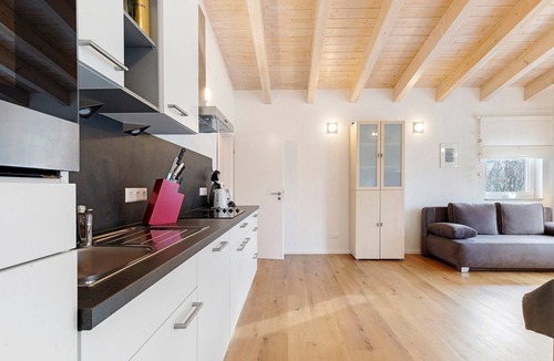 Heubach Apartment | Rosenstein Holiday Apartment – Central Location with Mountain Views and Balcony
