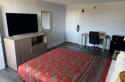 Roseville Hotel | Roseville Inn