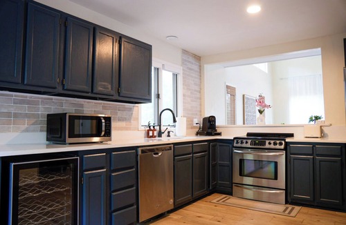 Winston - Salem House | Rosewood Loft I Upper Suite