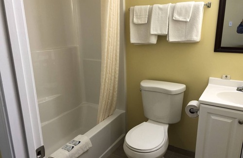 East Wareham Hotel | Rosewood Motel