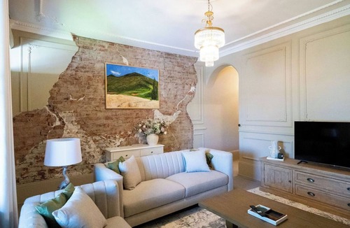 Bathurst House | Rosewood Terrace