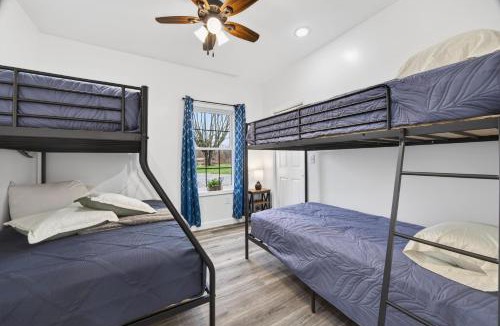 Jasonville House | Rosewood Terrace