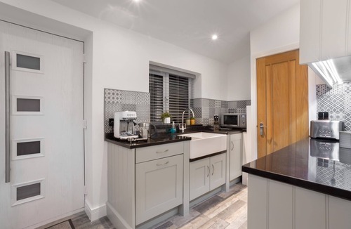 Nelson House | Rosie's Escape Summar