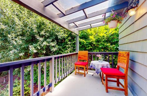 Montlake House | Rosie's Retreat