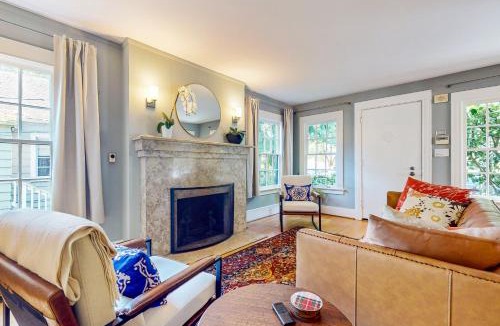 Montlake House | Rosie's Retreat