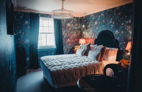 Tobermory House | Roslyn House