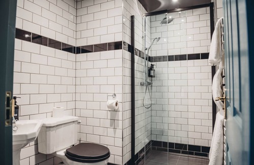 Tobermory House | Roslyn House