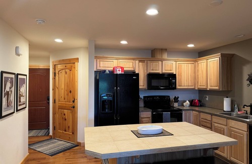 Ronald House | Roslyn Ridge Get Away