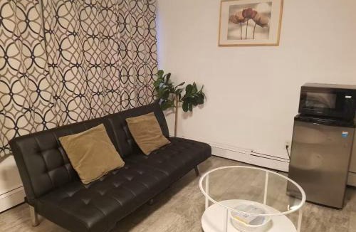 Roslyn House | Roslyn Room 1 Private Bathroom