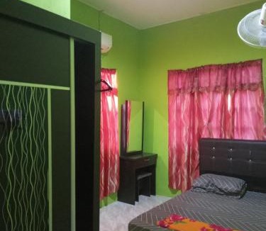 Kampung Penarik House | Rosma homestay