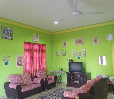 Kampung Penarik House | Rosma homestay
