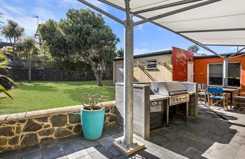 Port Fairy House | Rossleague House - Spacious Home with River Views