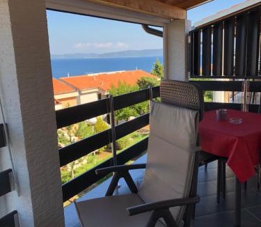 Ravni Apartment | Rosso Apartment 400 m from Beach, Comfortable Stay & Free Parking