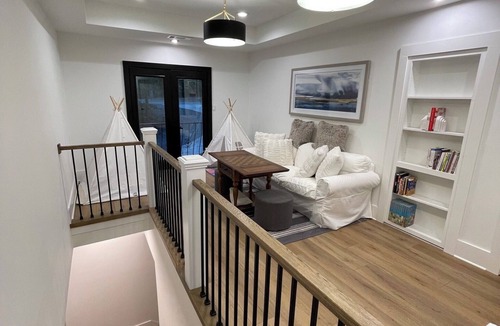 Roswell House | Roswell Downtown Canton St. Entertainer's Dream