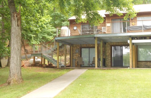 Union Hall House | Rother's retreat
