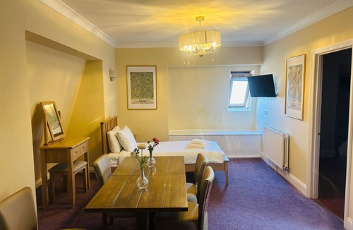 Rothwell Hotel | Rothwell House Hotel .