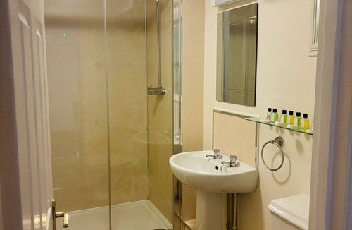 Rothwell Hotel | Rothwell House Hotel .