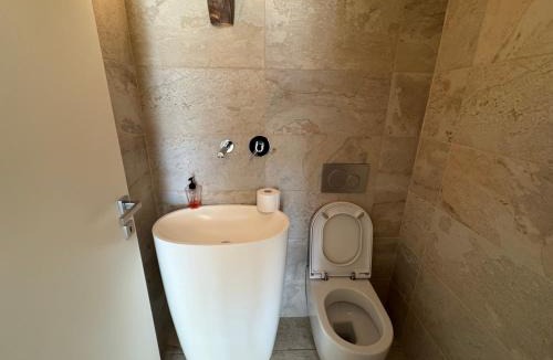 Gordola Hotel | Rotonda