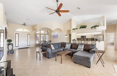 Long Meadow House | ROTONDA GEM Spacious 4-bedroom house with AC, WiFi in lovely Rotonda West