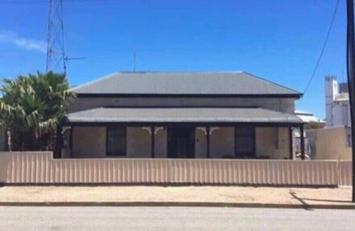 Wallaroo House | ROTUNDA COTTAGE WALLAROO