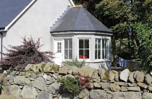 Huntly House | Roualeyn