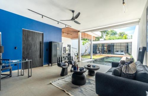 Singakerta Villa | Rouge - Loft Indigo