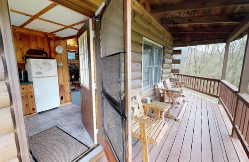 Gaines Cabin | Rough Cut Lodge - Oak Cabin