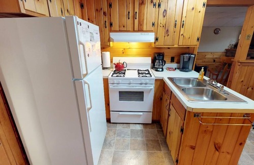 Sabinsville Hotel | Rough Cut Lodge - Suite 1
