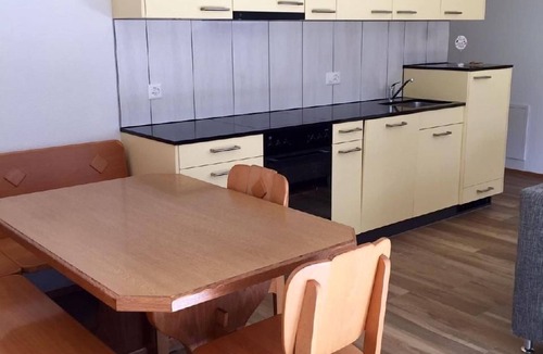 Fluehli Apartment | Rough moss - Hof