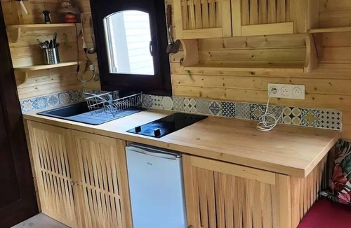 Chemery Cabin | Roulotte - 4 persons 4 persons