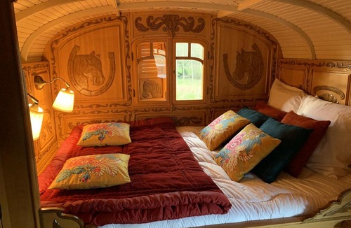 La Chaise-Baudouin Other | Roulotte 4pers SPA Terrain multisport