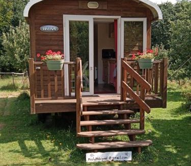 Tremeoc House | Roulotte Bigoudenne