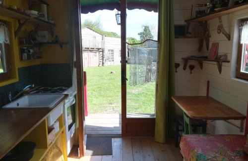 Lannion Bed & Breakfast | Roulotte coin de nature