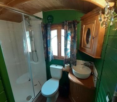 Brennes Apartment | Roulotte Cosy le Chêne Vert