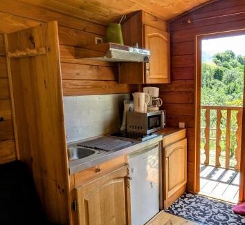 Saillagouse Ski Chalet | Roulotte du Mas Rondole