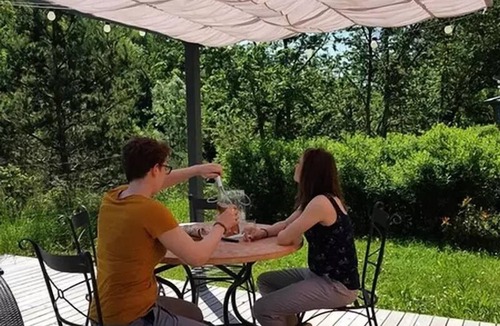 Saint-Paulien Cabin | Roulotte du Velay 18m2 + Terrace 15m2 4 Personen